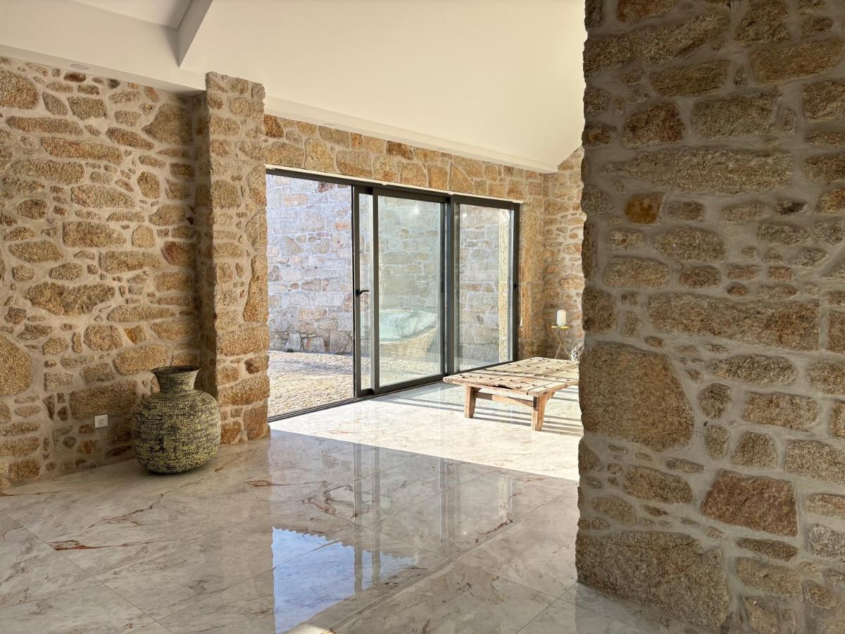 Pacos Do Douro, Chambre Privee Avec Piscine Romariz Экстерьер фото