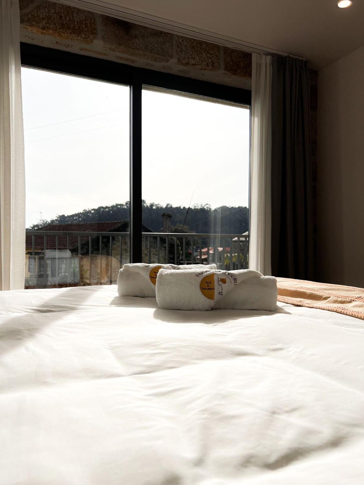 Pacos Do Douro, Chambre Privee Avec Piscine Romariz Экстерьер фото